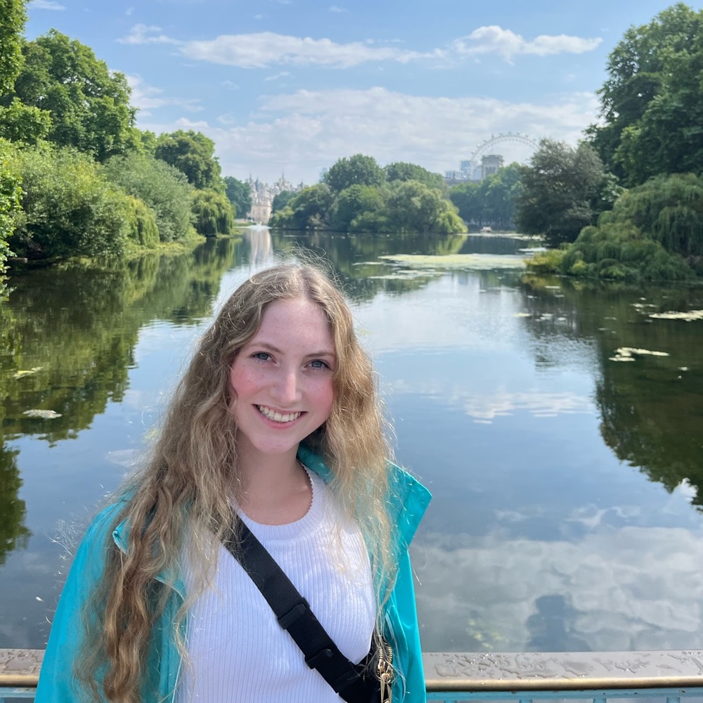 Meet your Posher, Allison
